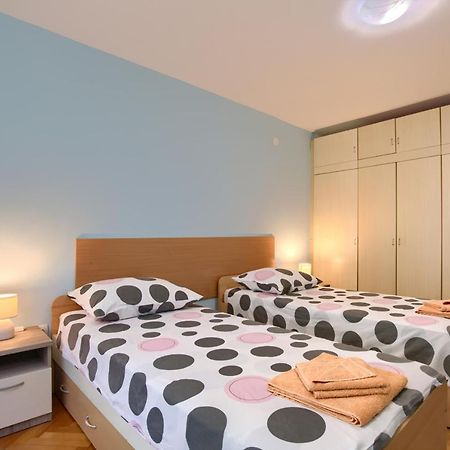 Apartment Stefan Pula Bagian luar foto